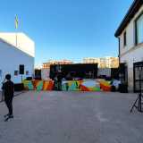 Attraversiamo cos� il cortile dell�ex mattatoio...